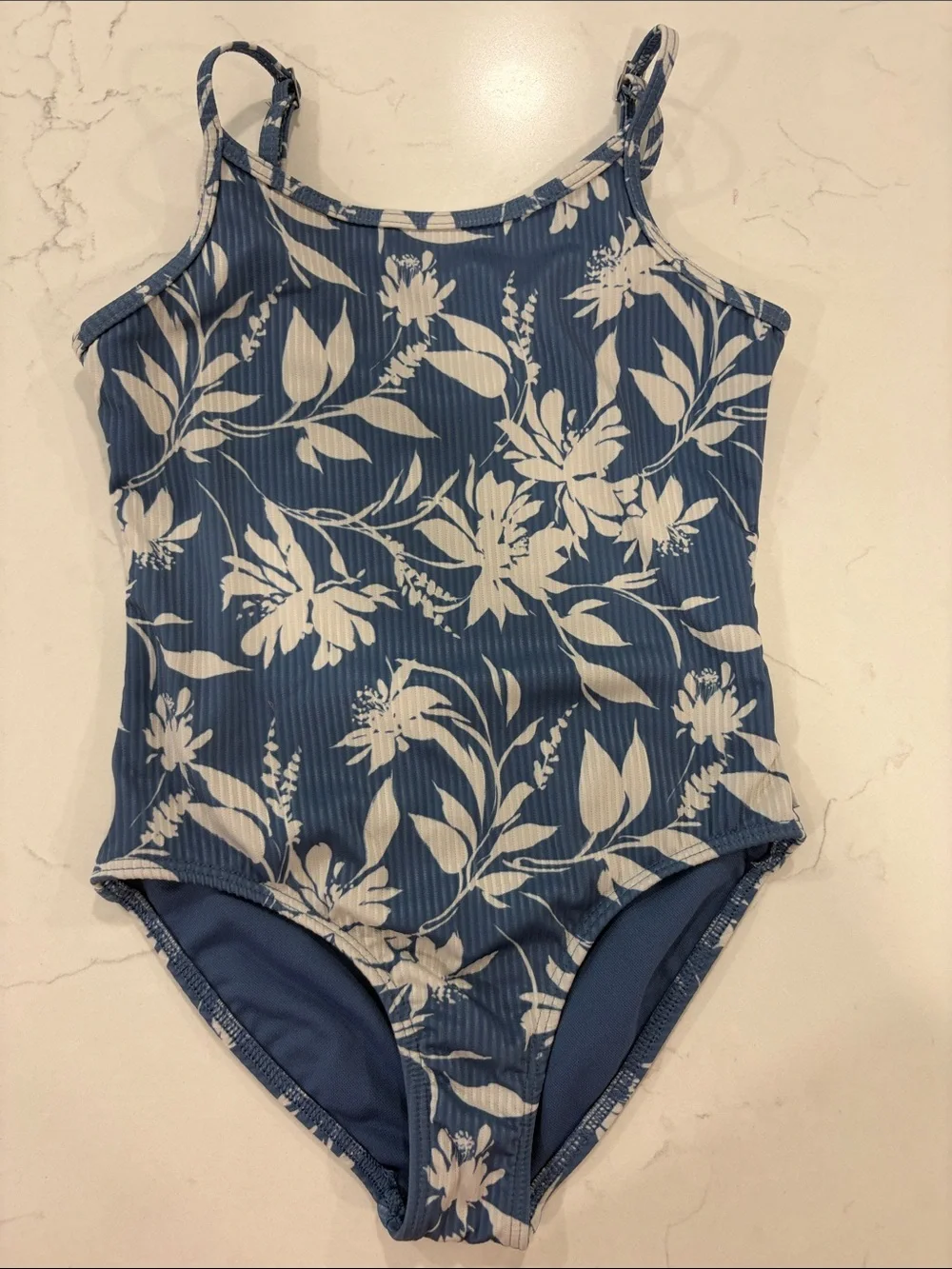 Old Navy/Quince Kids Swim Lot Like New (2 - sz. 8) (6 - sz. 6). 8 Total
